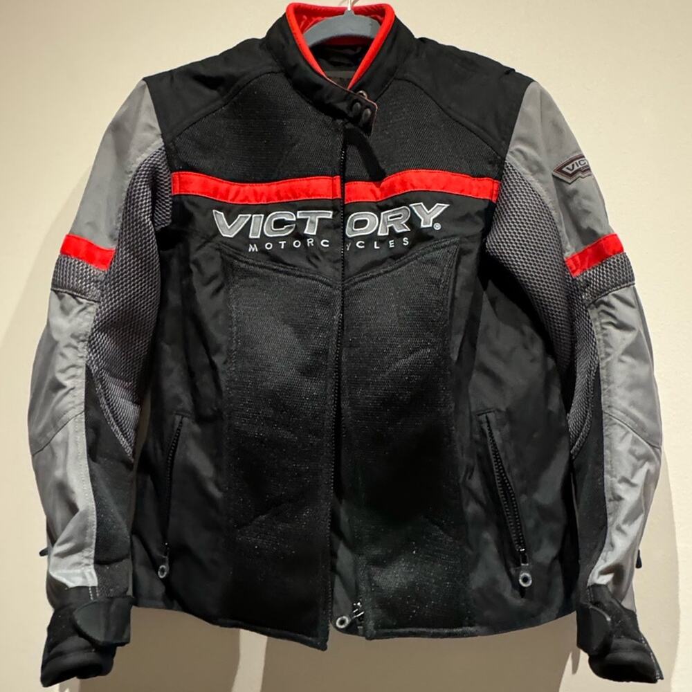 Victory Motorcycles NWT padded mesh style racing jacket size medium